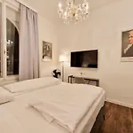 Pension Mozart - Newly Renovated